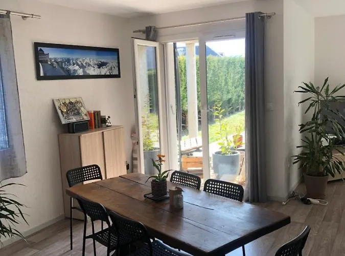 Petite Maison Dans Les Pyrenees